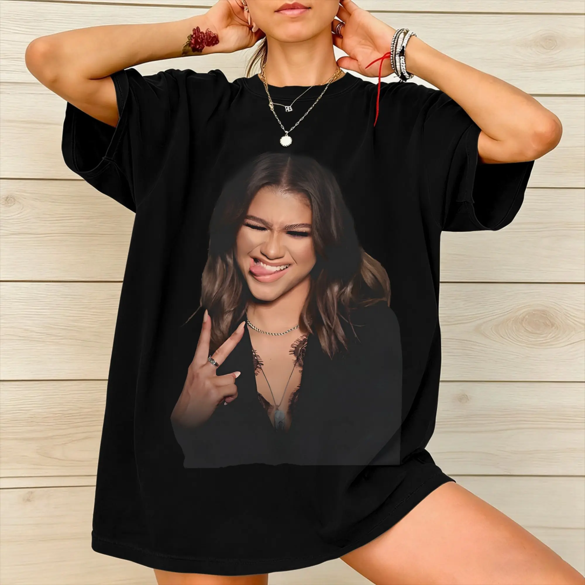 Ruby Rue Zendaya Graphic Printed T Shirts for Men Women  100% Cotton  Tee Shirt Clothing