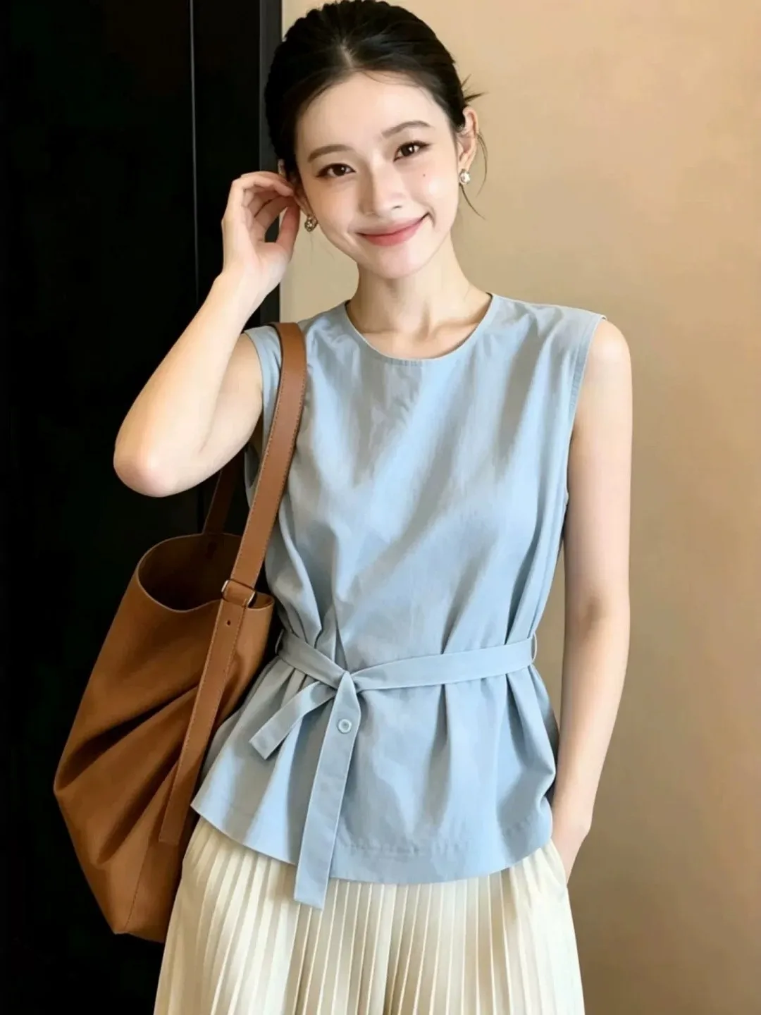 

Blue Sleeveless Shirt Women's Summer Design Sense Belted Waist Slimming Top Korean Style Commute Fashion round Neck Tie-Detail