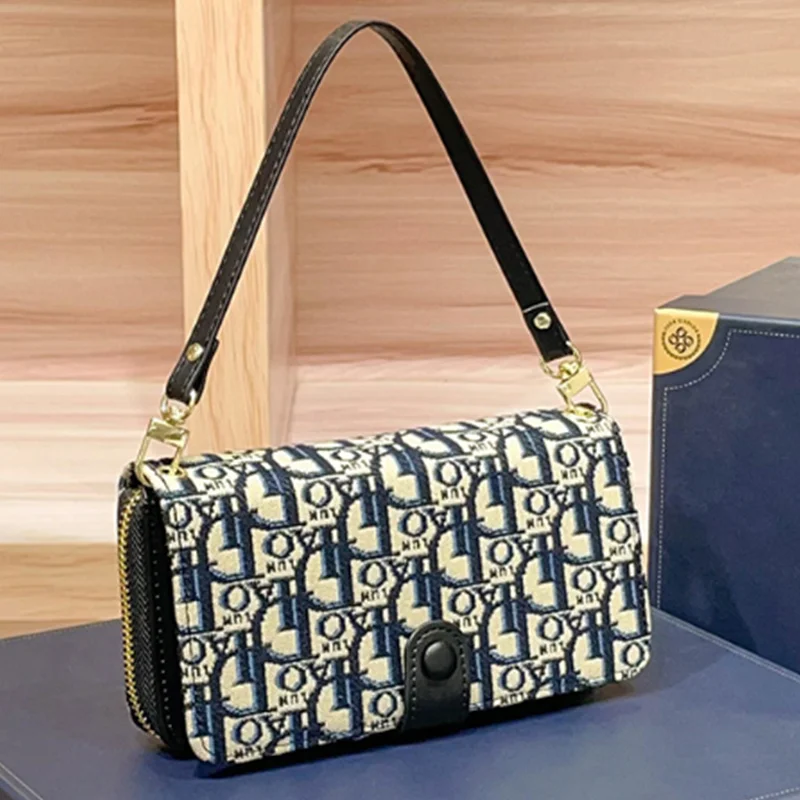 

This Year's Trend Of New Clutch Bag Long Wallet Light Luxury Embroidery Multi Layer Shoulder Crossbody Mobile Phone Bag