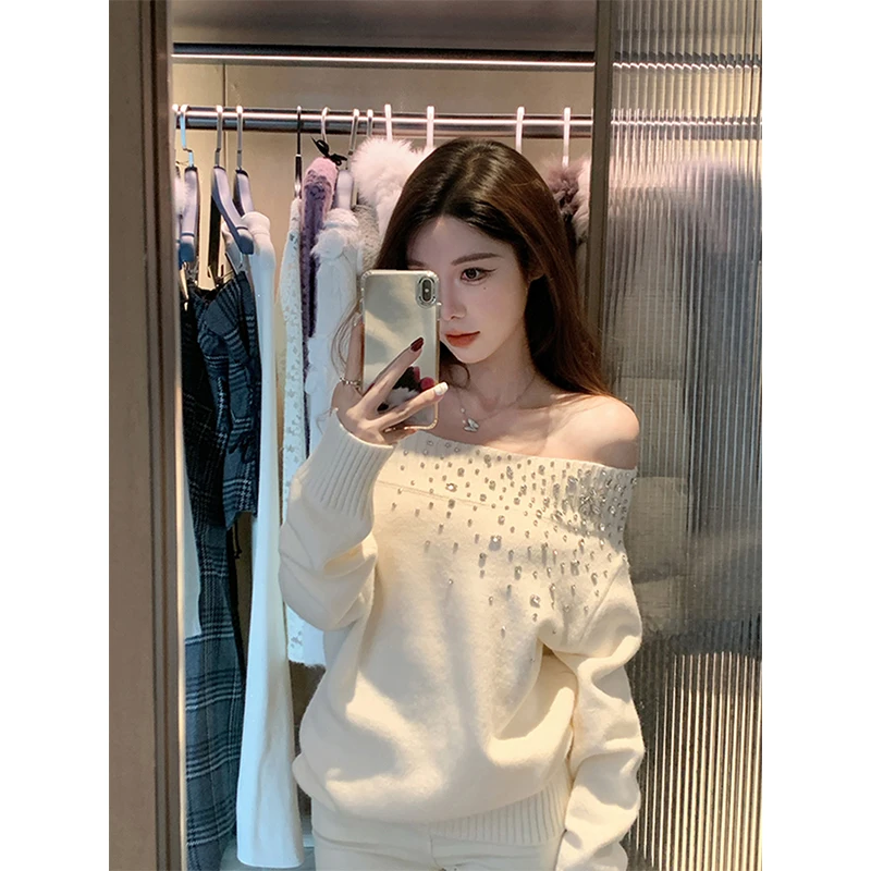 

Элегантный свитер с открытыми плечами, женские корейские вязаные пуловеры с бриллиантами, сексуальные трикотажные изделия с разрезом на шее, зимний модный дизайн, джемперы, новинка