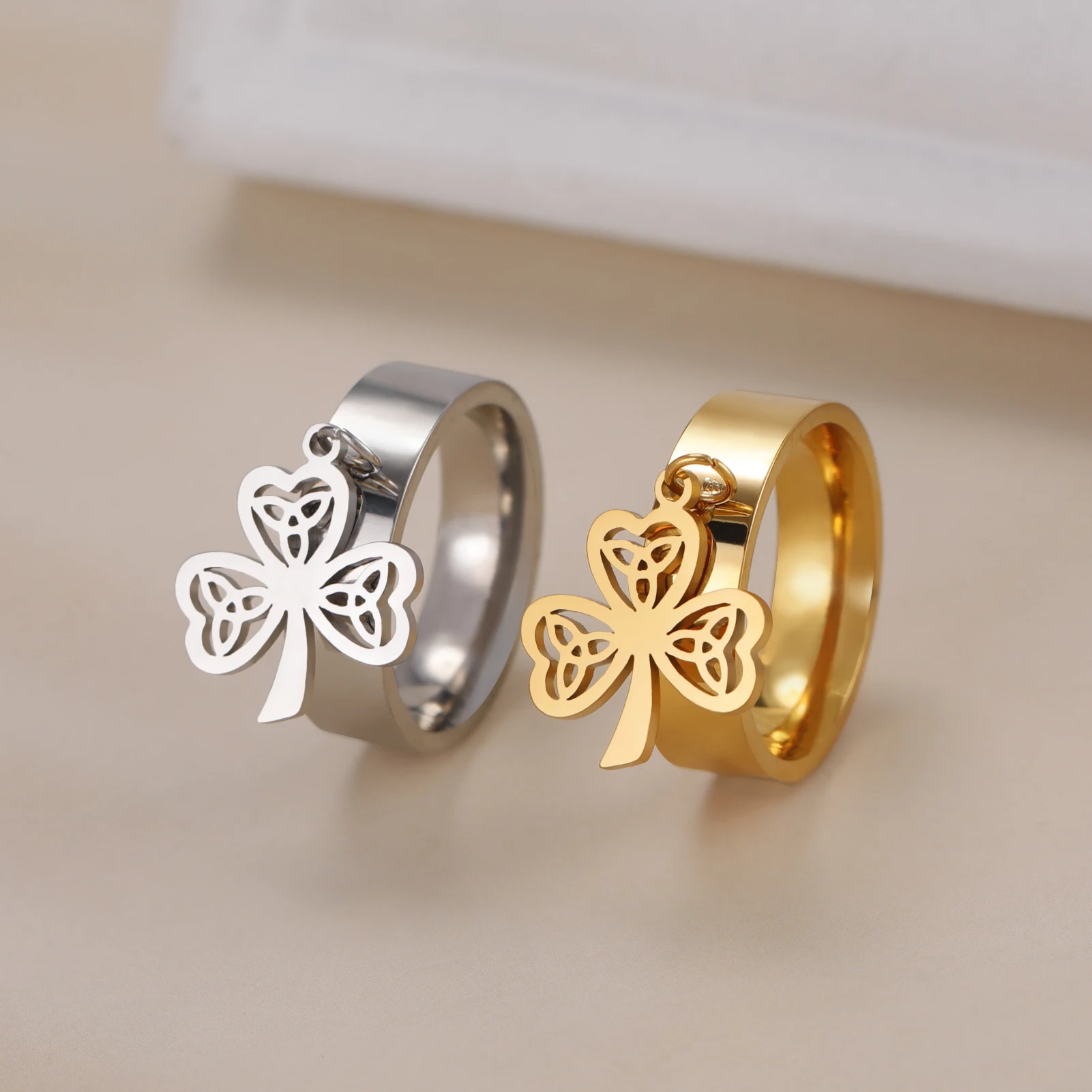 Amaxer Retro Stainless Steel Gold Color Celtic Knot Clover Pendant Rings for Women Men Charm Minimalist Jewelry Gifts Wholesale