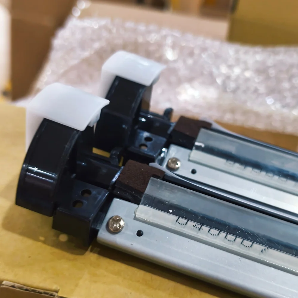 

1X TR-5230 302R793070 Лезвие для очистки переносной ленты для KYOCERA ECOSYS M5521 M5526 P5021 P5026