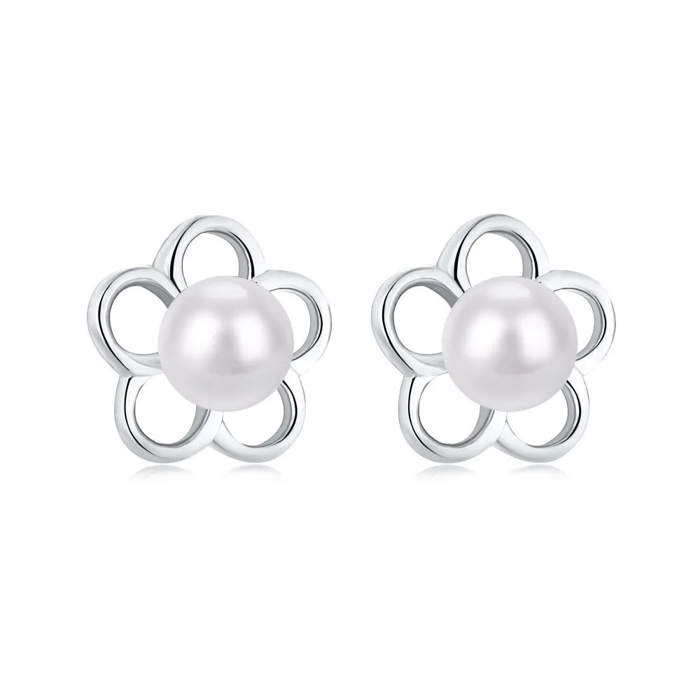 

S925 Sterling Silver Freshwater Pearl Five Flower Earrings with A Simple Style Pearl Earrings