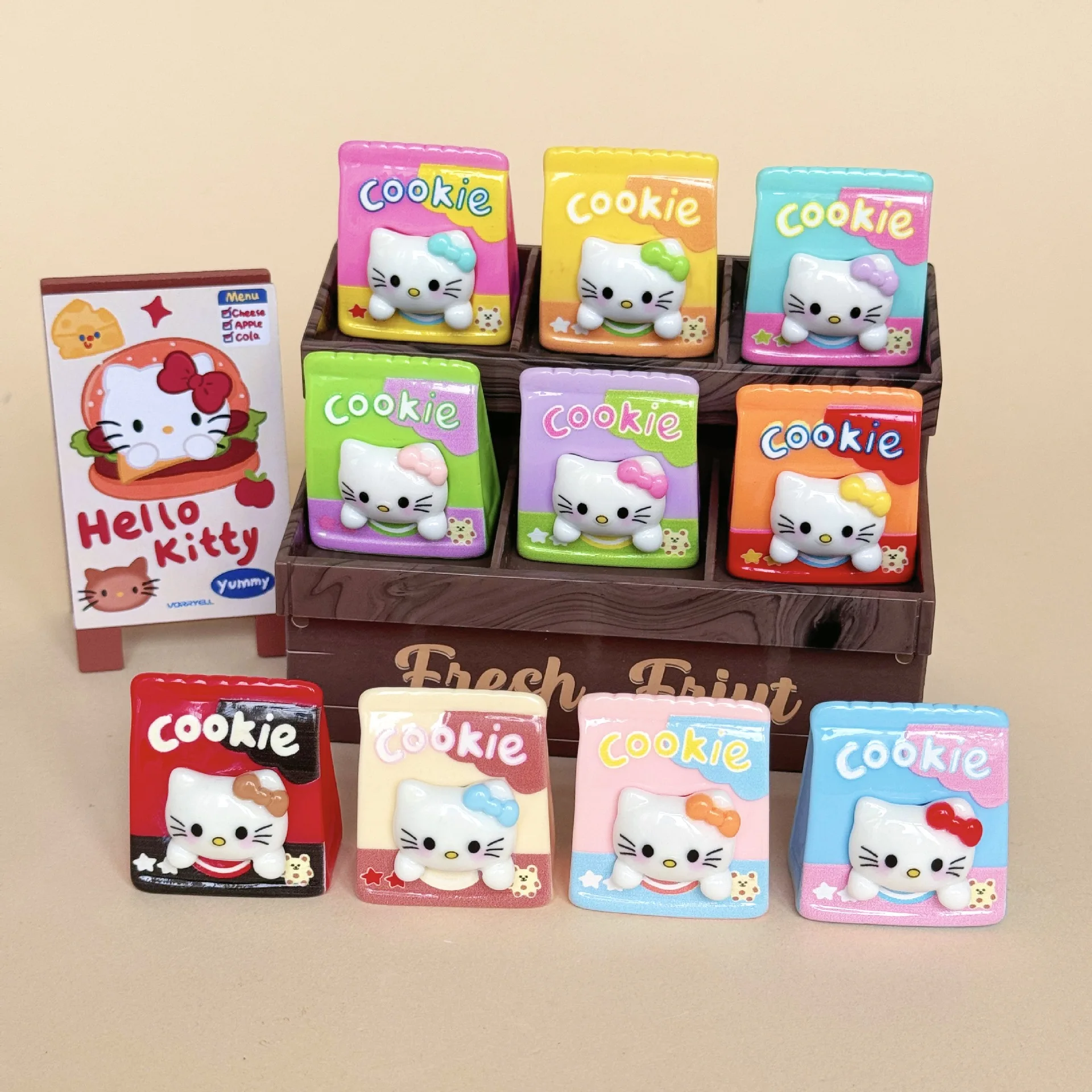 10 szt. Anime Figurki Hello Kitty Kreatywne DIY Ozdoby z Żywicy Rękodzieło Ekskluzywne Dekoracje na Biurko na Prezenty Świąteczne