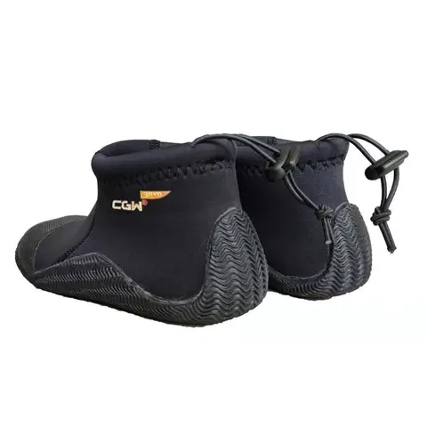 Diving Boots New Men Women Anti Coral Snorkeling Boots Non-slip Wear-resistant Rock Fishing River Trekking Shoes 3MM Neoprene