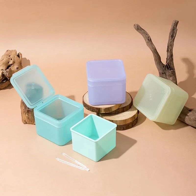 Dwuwarstwowe pudełko na bawełniane płatki do demakijażu z pęsetą i szerokimi ustami Organizer na płatki kosmetyczne Etui na narzędzia do zdobienia paznokci