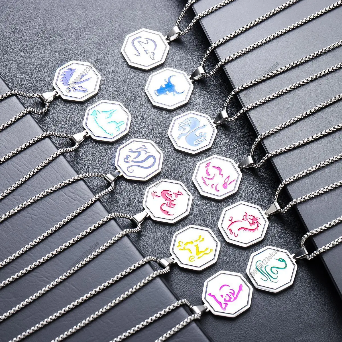 Collar con colgante de talismán de acero inoxidable, joyería de Anime de aventuras de Jackie Chan, regalo de Navidad de acero de titanio coleccionable para Cosplay