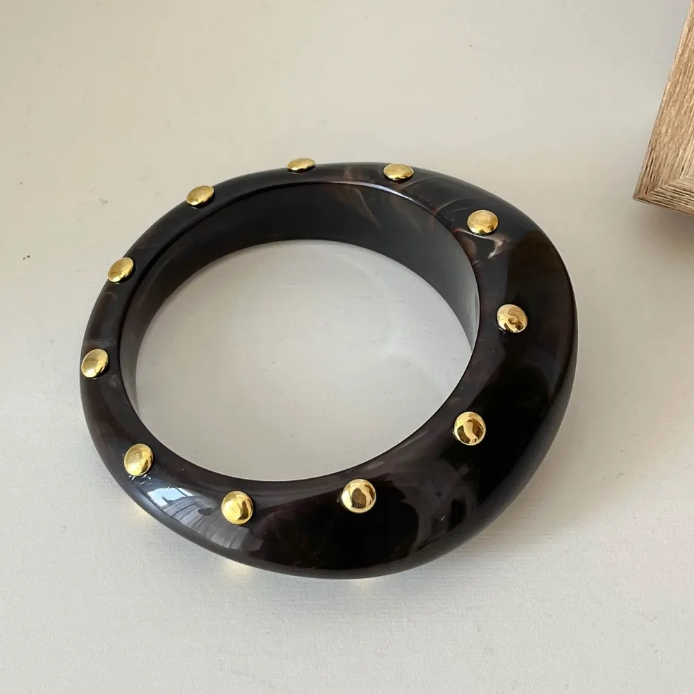 Vintage Irregular Rivet Resin Bracelet Fashion Exaggerated Geometric Chunky Punk Jewelry Minimalist Hand Ring Retro Bangle