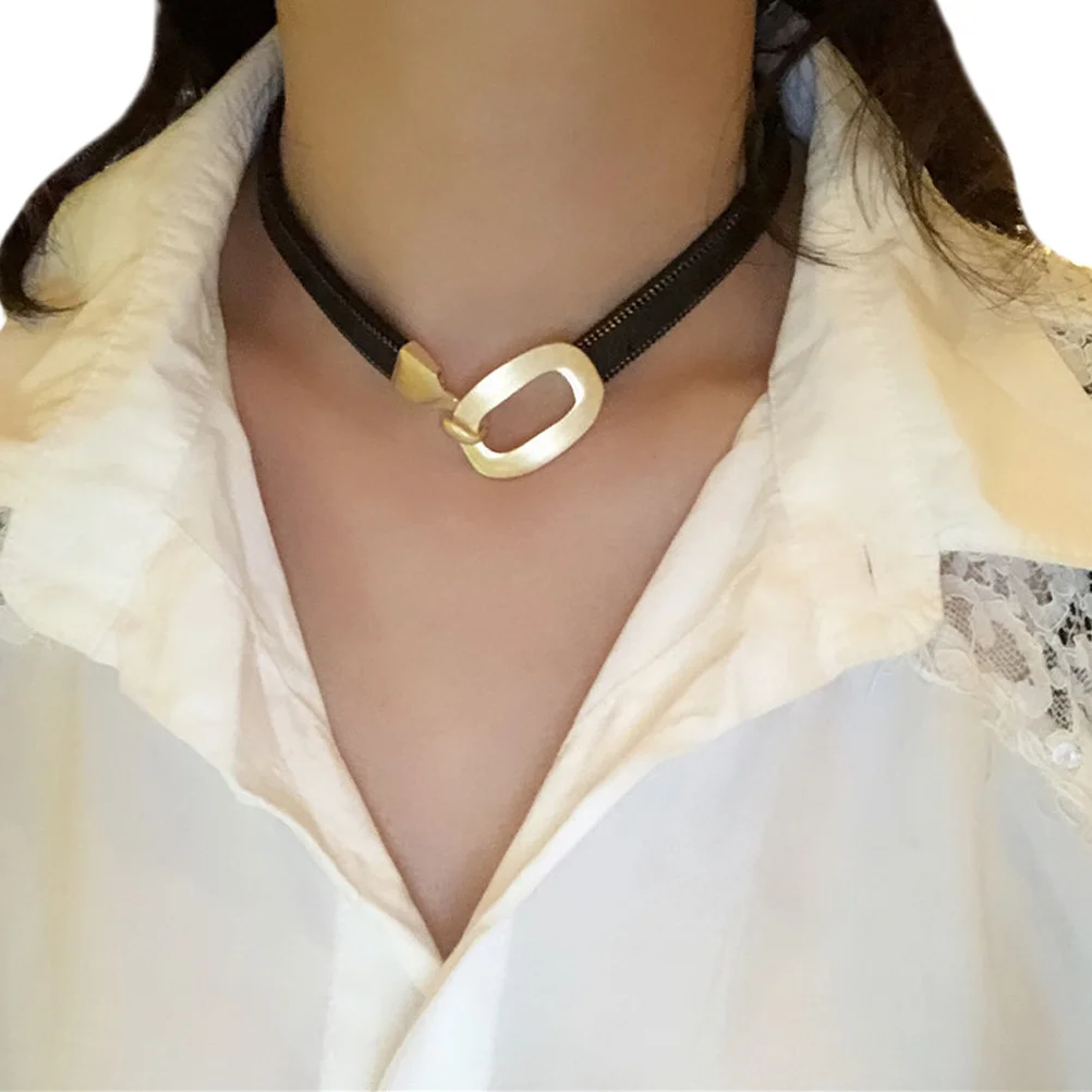 

Black Short Woman Choker Fashion Collar Necklace Solid Elegant Design Perfect for Party Banquet Necklaces Woman Choker