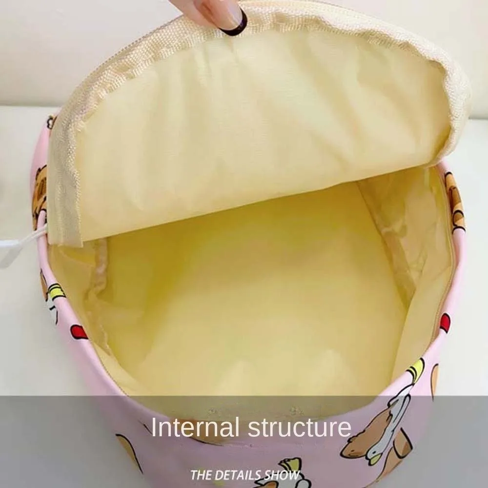 

Декоративный рюкзак с капибарой, нейлоновый, утолщенный, с мультяшным рисунком животного, с широкими лямками, складной, большой вместимости, школьный рюкзак для студентов