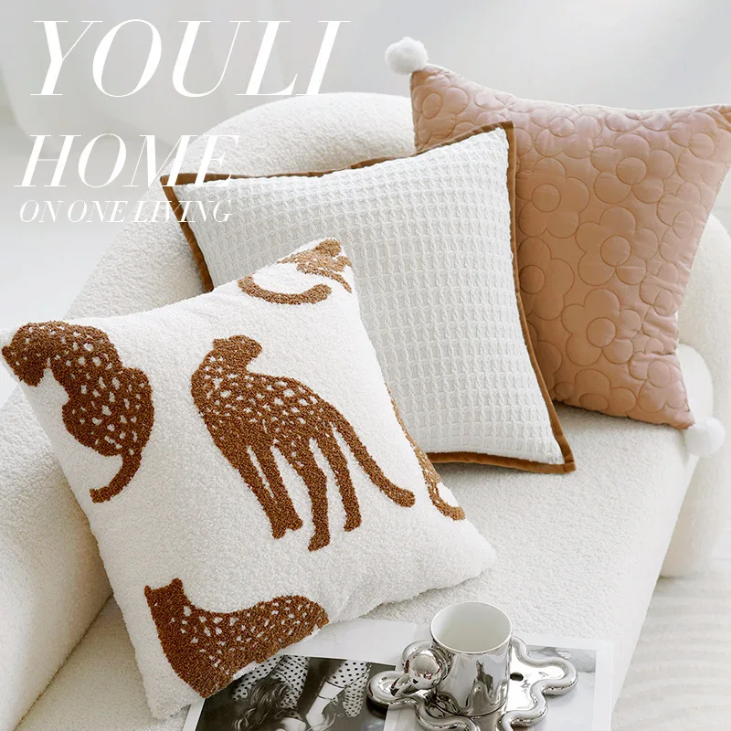 45x45CM Nordic Simple Throw Pillow Cover Embroidered Plush Cute Animal Sofa Cushion Waist Cover Home Decorative Pillowcase