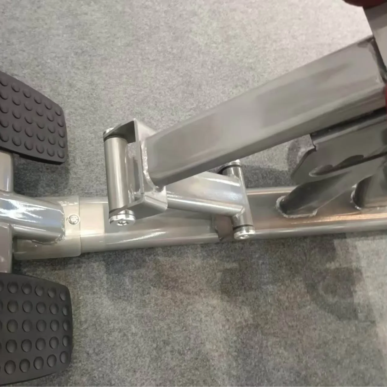 معدات اللياقة البدنية في صالة الألعاب الرياضية التجارية الأكثر مبيعًا معدات اللياقة البدنية متعددة الوظائف مقعد روماني