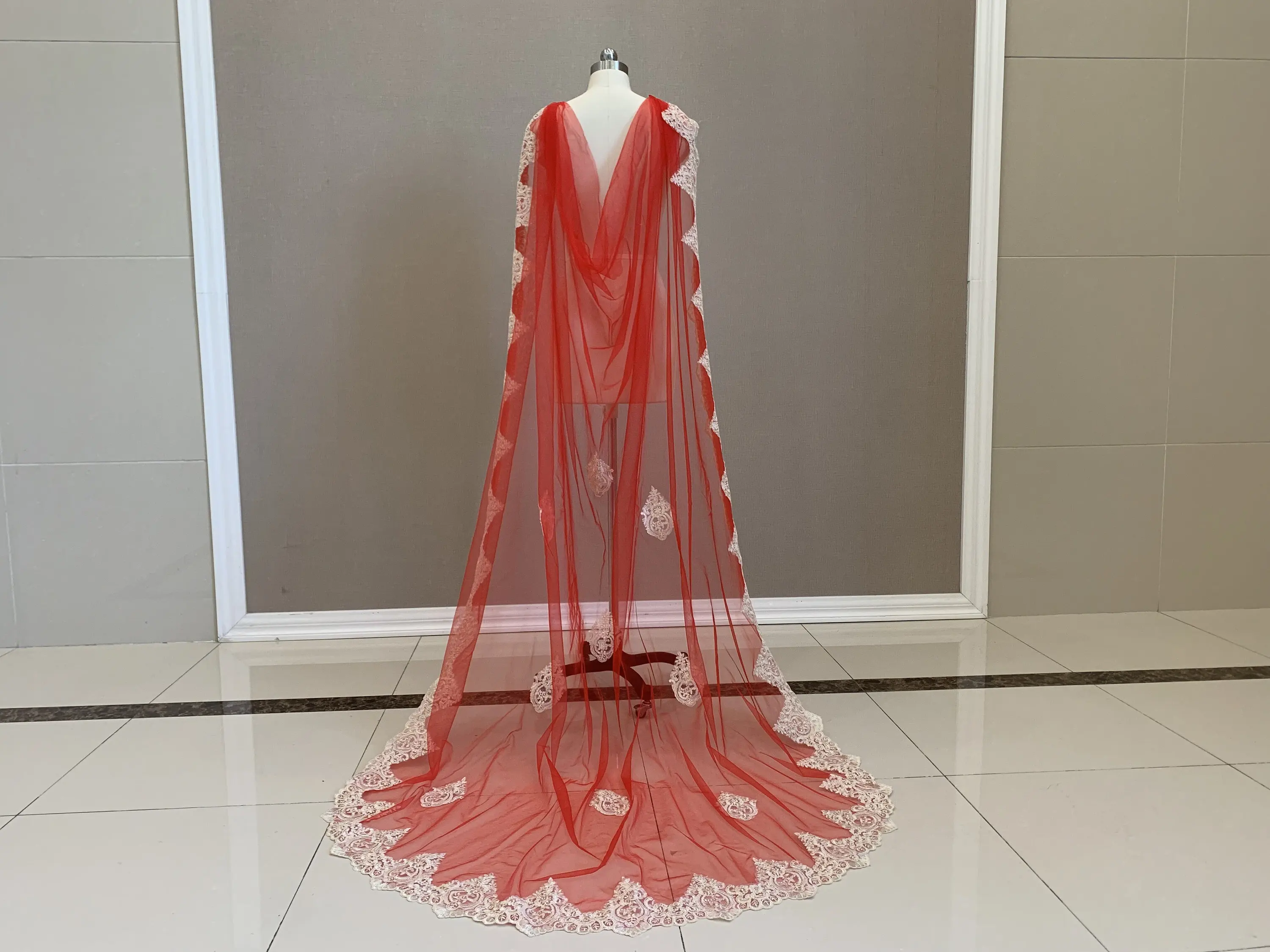 voile-de-mariee-sbs-cathedral-chale-de-luxe-pour-femme-blanc-ivoire-avec-appliques-en-dentelle-cape-en-tulle-rouge-accessoire-de-mariage