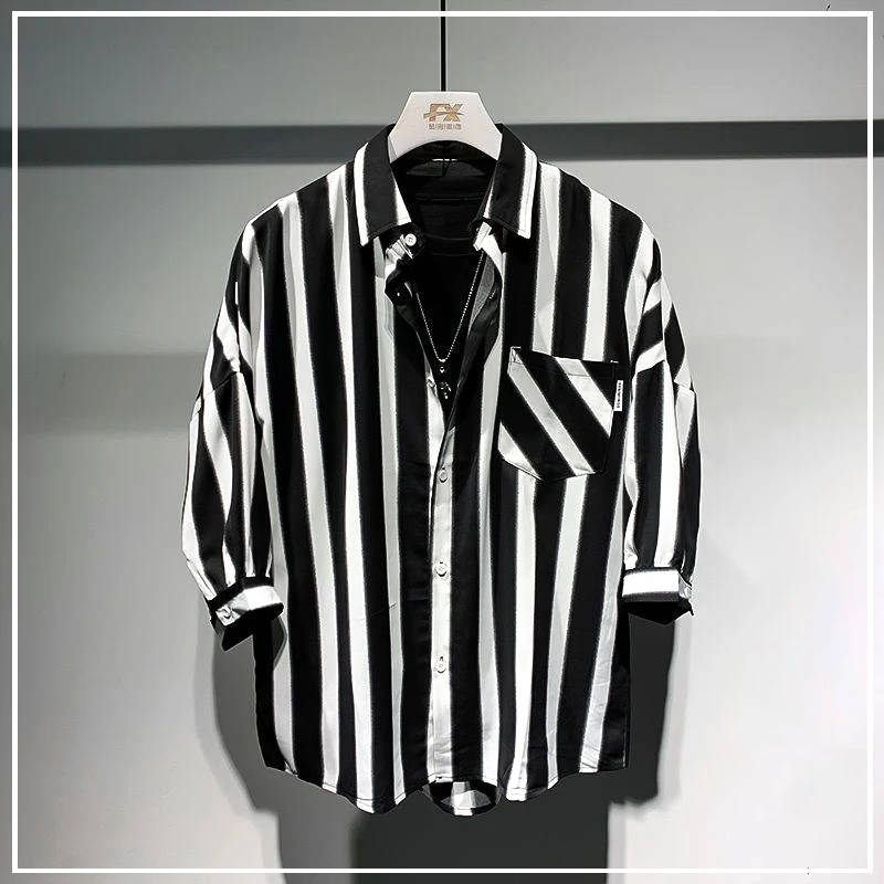 2024 New Summer Trendy Men\'s Casual Minimalist Commuting Business Fashion Lapel Striped Printed Loose Short Sleeved Shirt