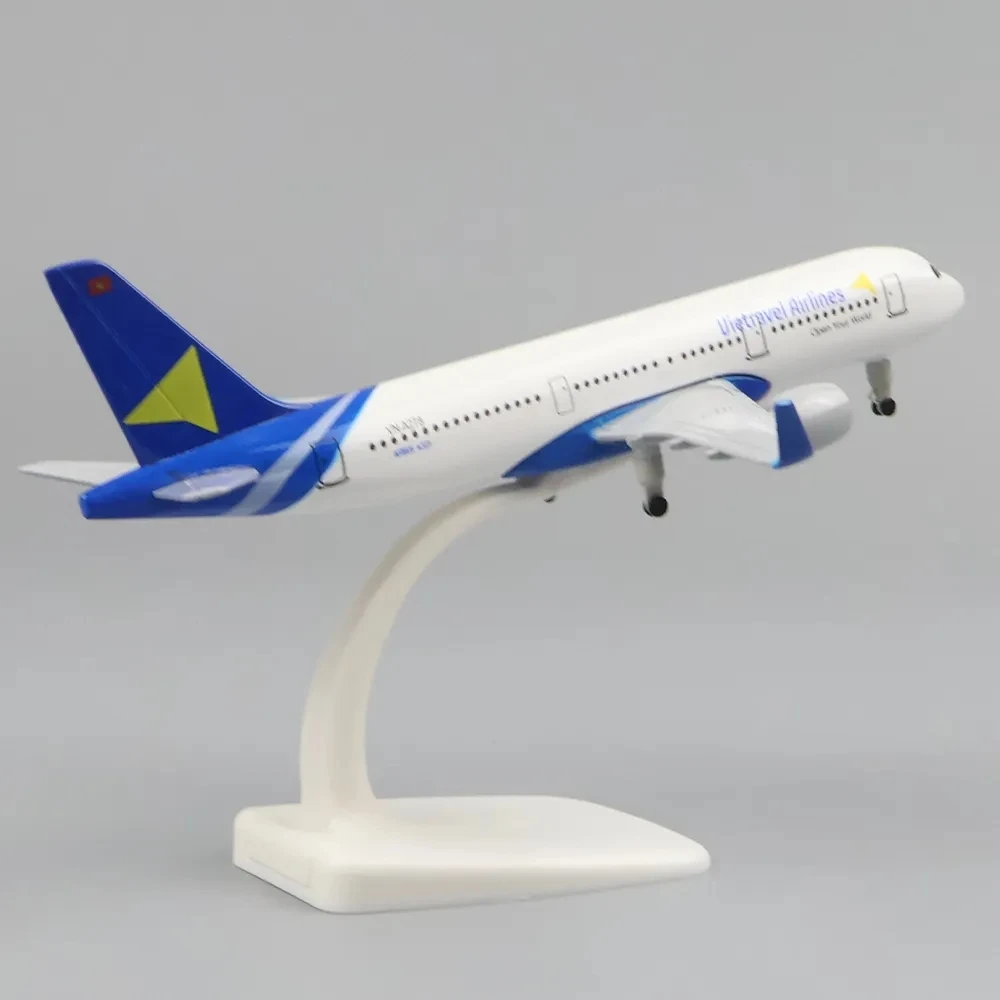 Samoloty zabawkowe 321 1:400 20CM Vietnam Airlines A321 odlewany ze stopu Model samolotu z podwoziem Model do pokoju kolekcjonerskiego