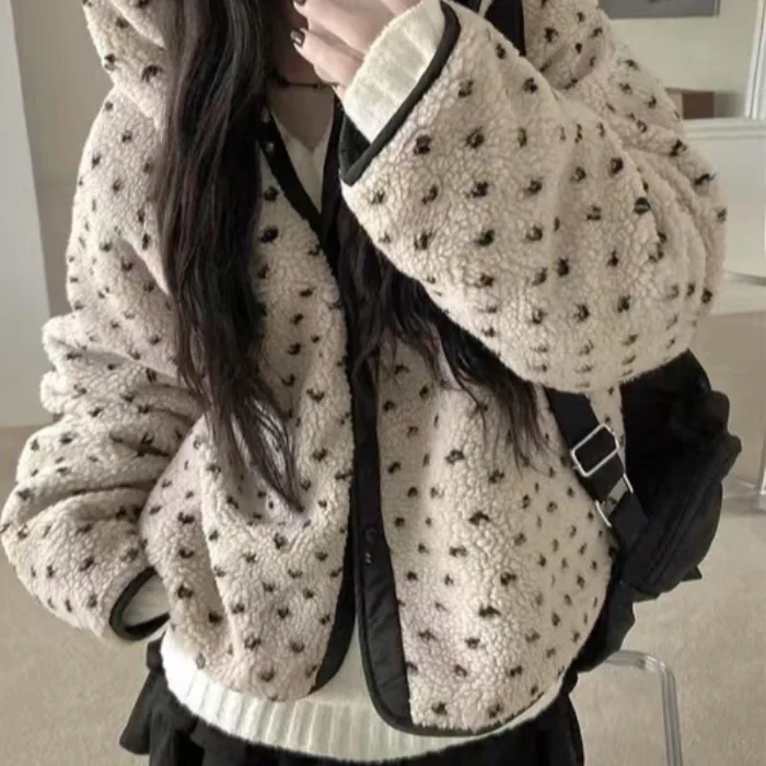 

Chic ort Lamb Fur Women's Cotton Jaet Vintage Design Winter Warm Faionable Straight Cut Long Sve Coat for Ladies