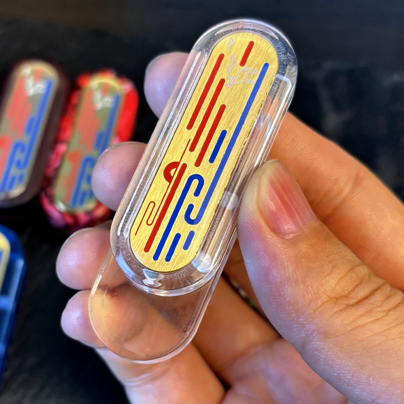 ARCEEDC Sandelholz, verheißungsvolle Wolken, mechanischer Rhythmus, Dingding, dichtes Segment, magnetische Fingerspitzenkarte, das Dekompressionsspielzeug schießt