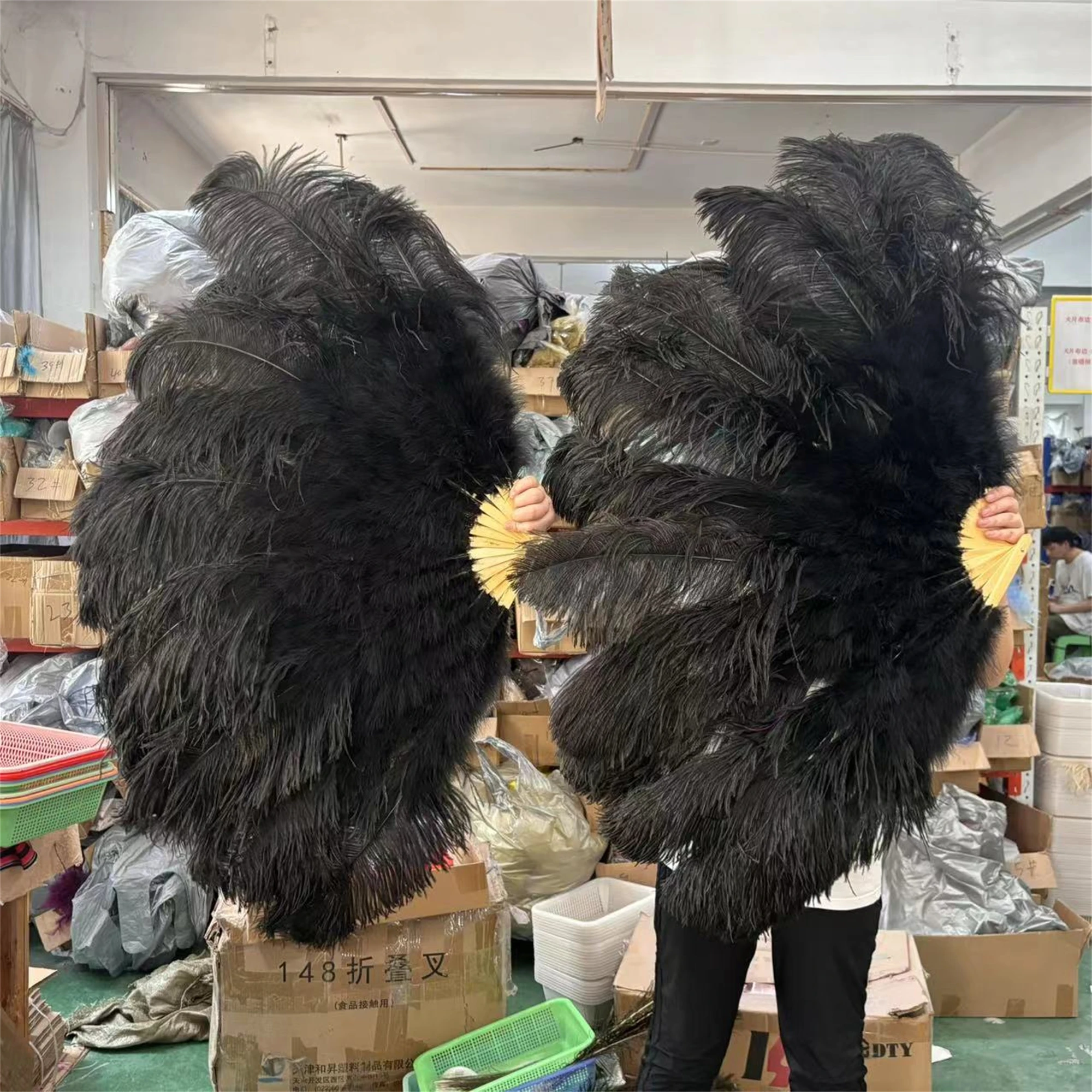 1&2Pcs Big Black Ostrich Feather Fan Belly Dance Show fans Halloween Party Wedding Stage Props Handheld Fluffy Turkey Plumes Fan