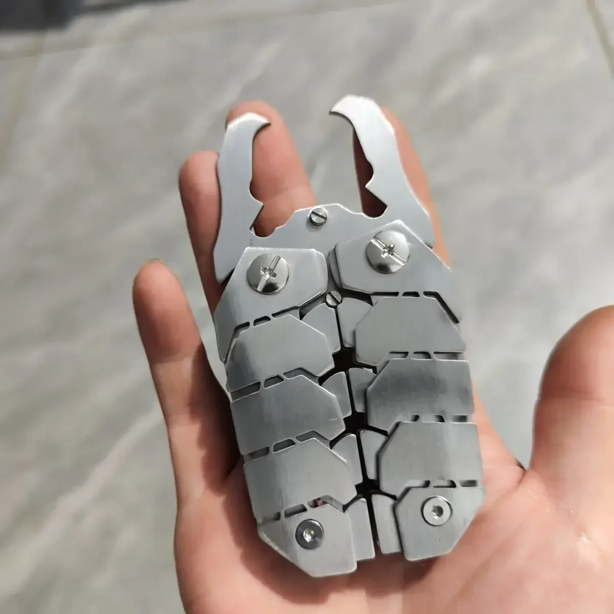 1PCS Holy Beetle Decompression Butterfly EDC Toy Bottle Opener Office Decompression Decoration Crafts Multifunctional Tools