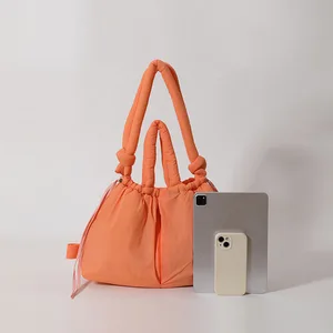 Rahat naylon, yumuşak yastıklı çanta tasarımcısı yumuşak puf-kadın omuz crossbody kılıf çanta basit retro büyük kapasiteli çanta-l Çantanın ilk 10 satışı-dolgulu-büyük-8 numara