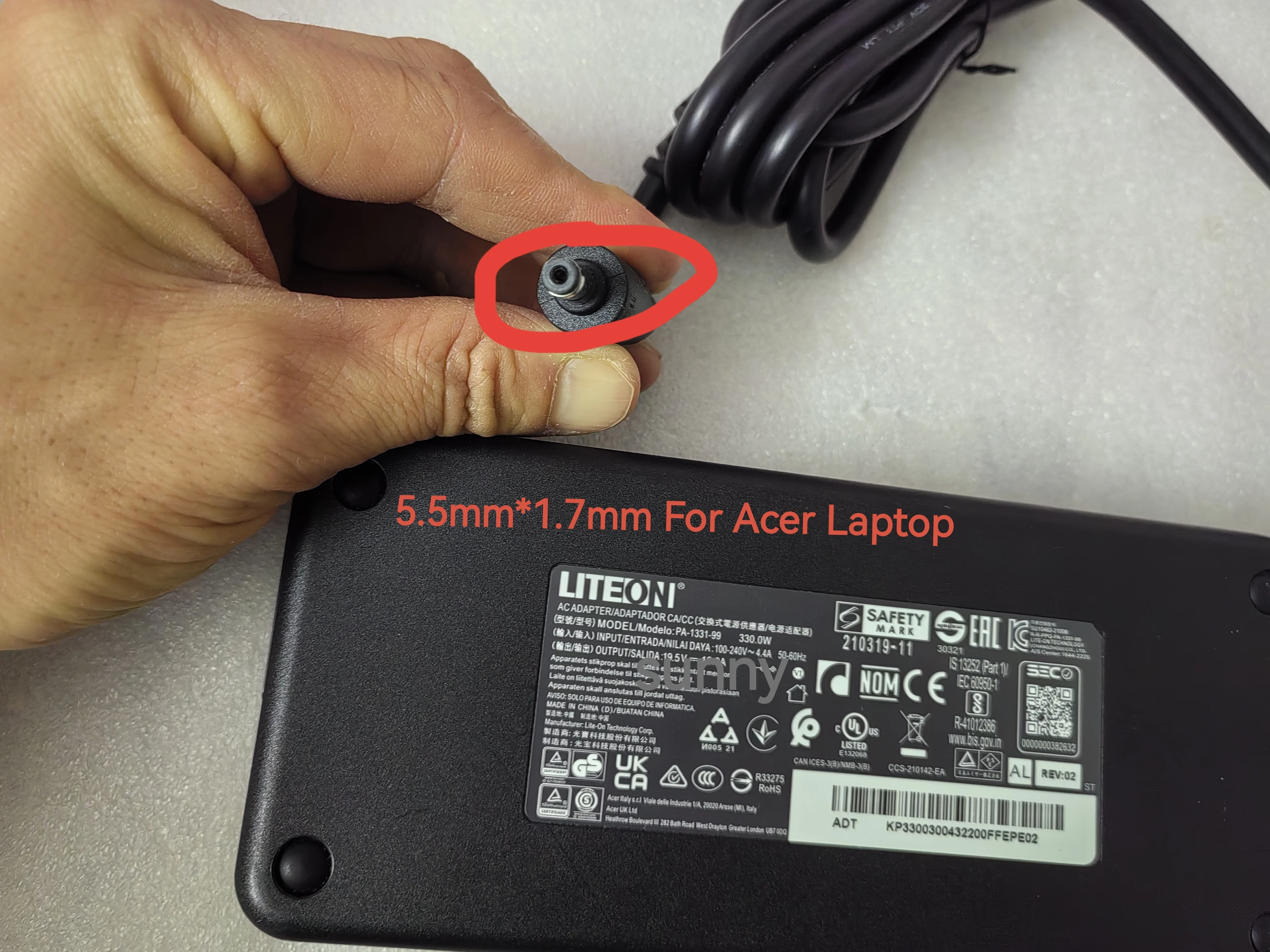 OEM LITEON 19.5V 16.9A PA-1331-99 5.5*1.7mm 330W AC Adapter for Acer Helios 500 PH517-52 NH.QCNEK.001 RTX3080 i9-11980HK Laptop