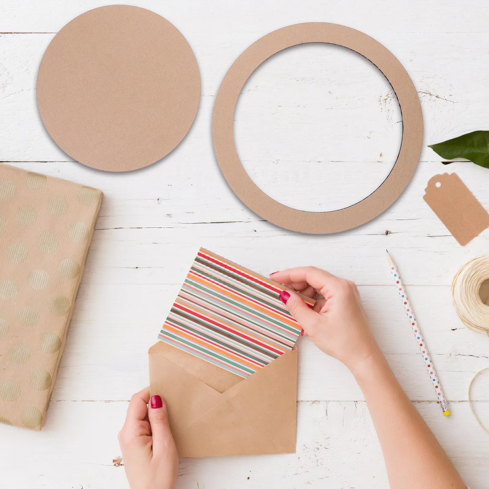 11Pcs Round Paper Wreath Rings Spring DIY Base 2Cm 9.8in Cardboard Circle Craft Forms Classroom Decoration Party Garland Frame