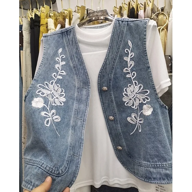 

Elegant Embroidered Denim Vest Women's Summer 2026 Fashion Outerwear Loose Fit Short Length V-Neck Single Button Jacket