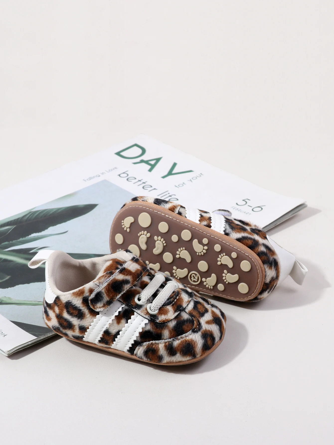 Modische Schuhe mit Leopardenmuster für Babys und Kleinkinder, erste Schritte im Innen- und Außenbereich, für 0-1 Jahre, weiche Sohle – Detail 15