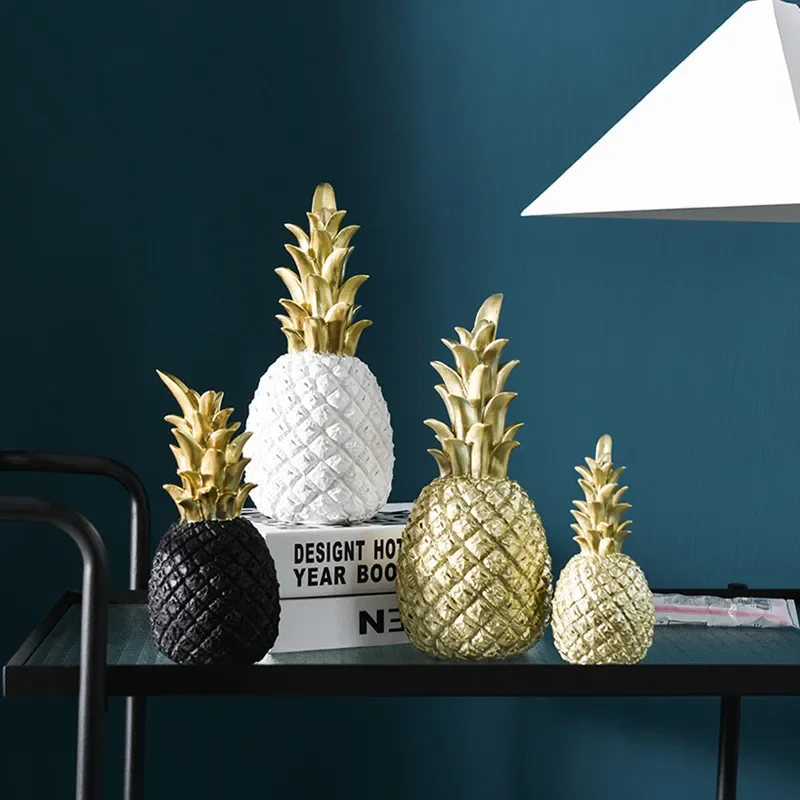 

Nordic Style Resin Gold Pineapple Home Decor Living Room Wine Cabinet Window Display Craft luxurious Table Home Decoration Props