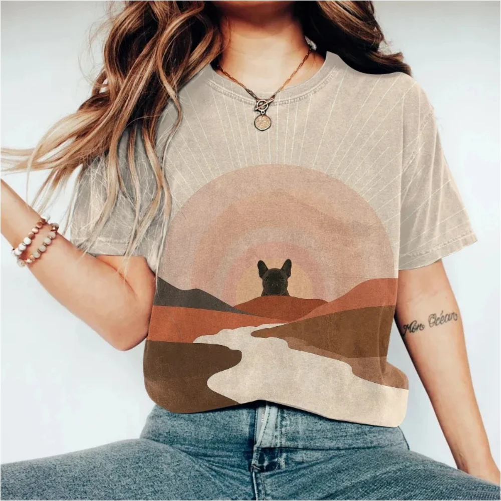 Vintage Black Dog Watching You Print Round Neck Casual Women T-Shirt