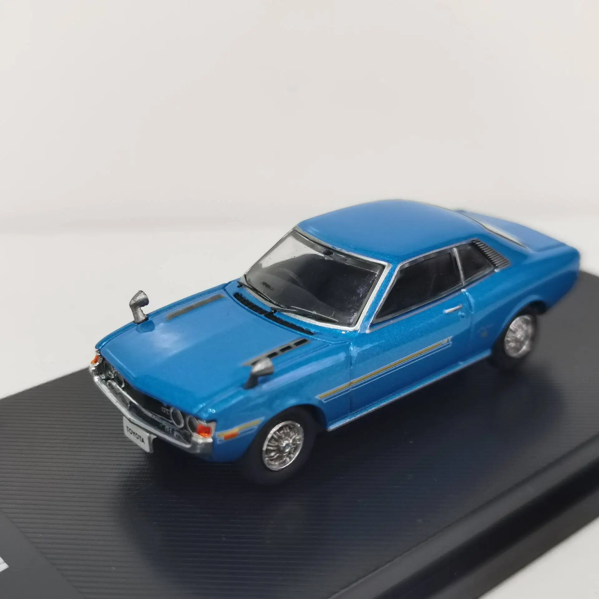 

Diecast DEA 1/64 Scale TOYOTA CELICA 1600GT TA22 1970 Alloy Car Model Collectible Toy Gift Souvenir Display Ornament