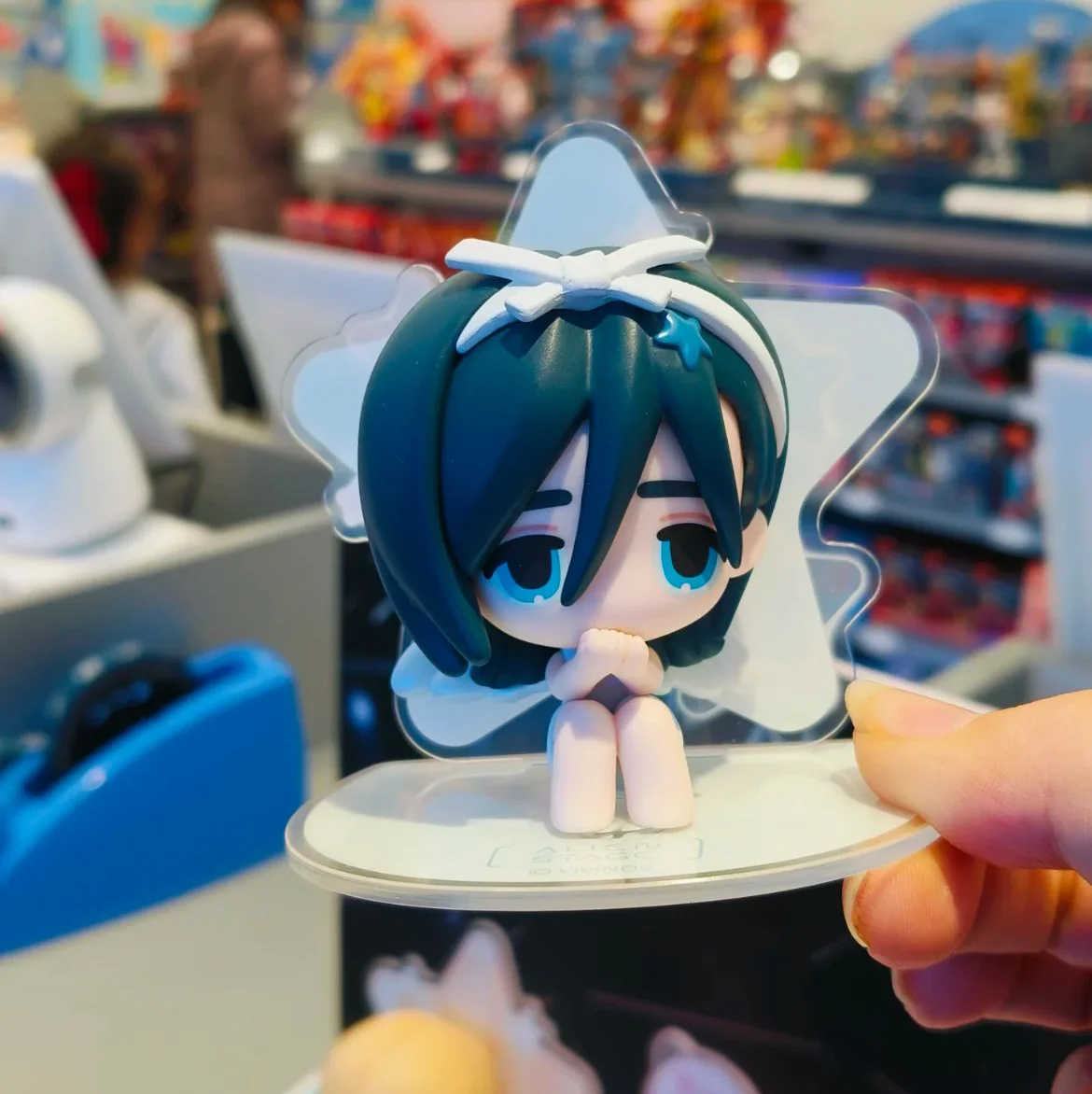 本物のエイリアンステージフリーステージシリーズブラインドボックスフィギュアアクセサリートレンディなおもちゃミニ人形かわいいイワンペンダント神秘的なボックスギフト