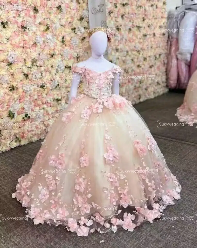 Abiti da festa di nozze della piccola principessa con spalle scoperte Mini abito Quinceanera per ragazze abiti da ragazza di fiori con Applique floreale 3D