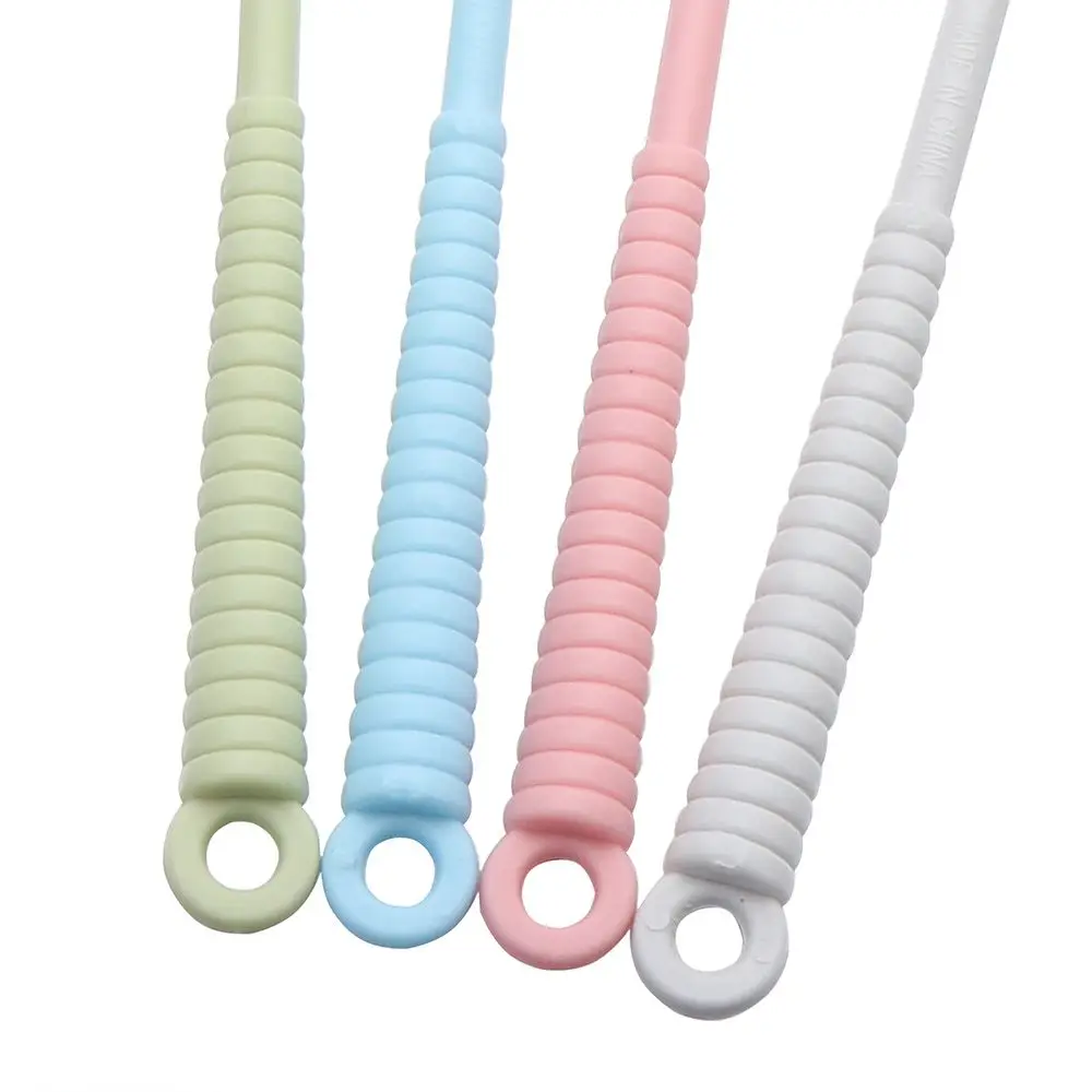 1PC Fly Swatter Insect Killer Mosquito Wasp manico lungo Pest Bat Tool Summer Plastic Insect Mosquito Killer Tool colore casuale