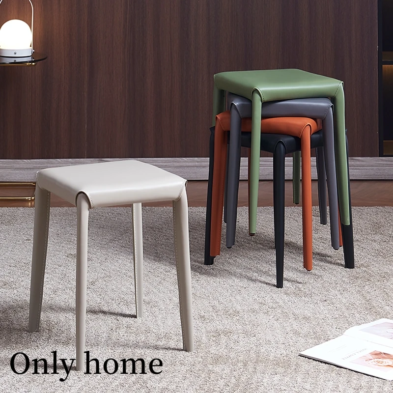 

Nordic Minimalist Saddle Stool Stackable Restaurant Chair Luxury Leather Small Square Stool Furniture Taburete Plegable FYDS
