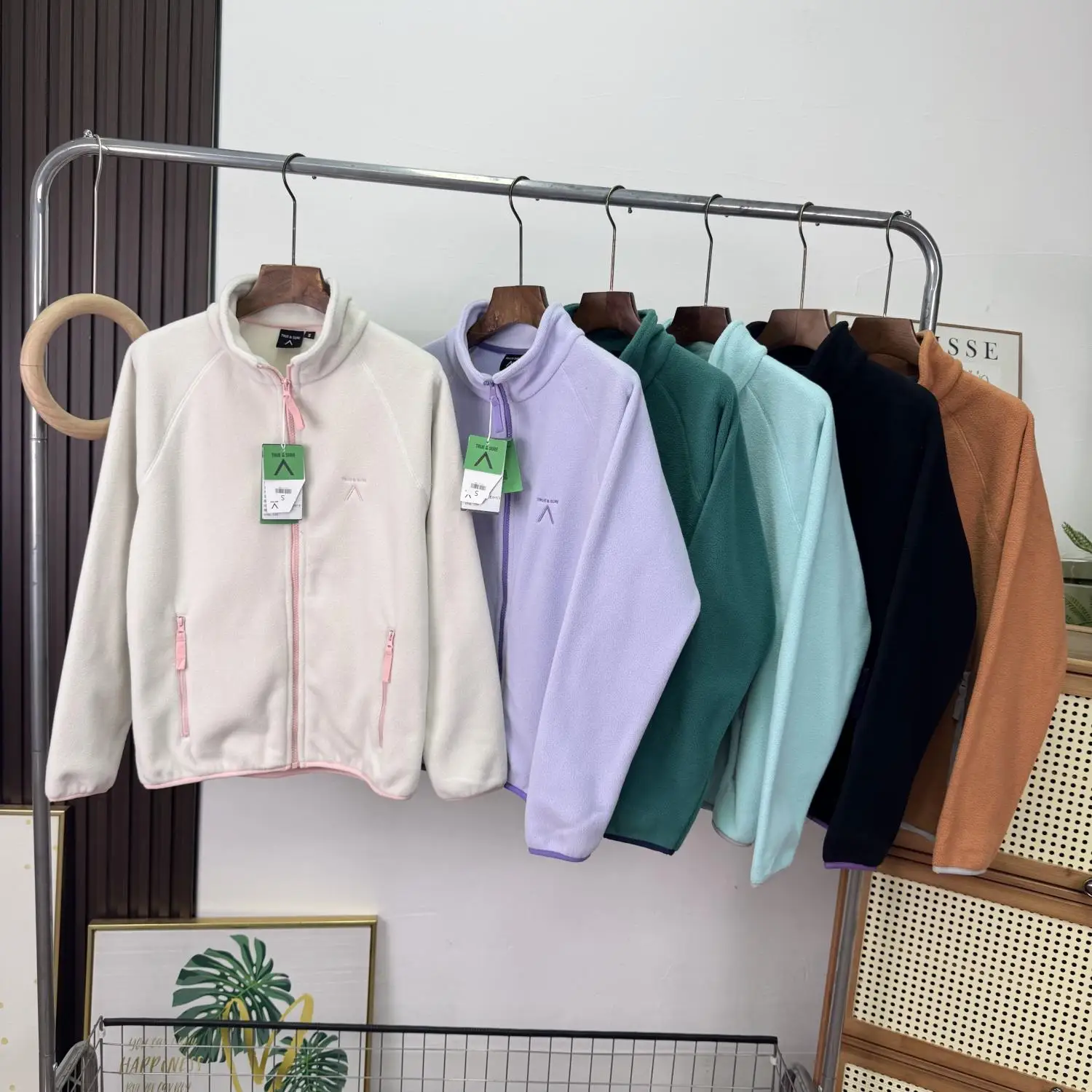 

Couples Soft Lamb Velvet Stand Collar Fleece Lined Jacket Open Cardigan Outerwear Polyester Long Sleeve Zipper Closure ...