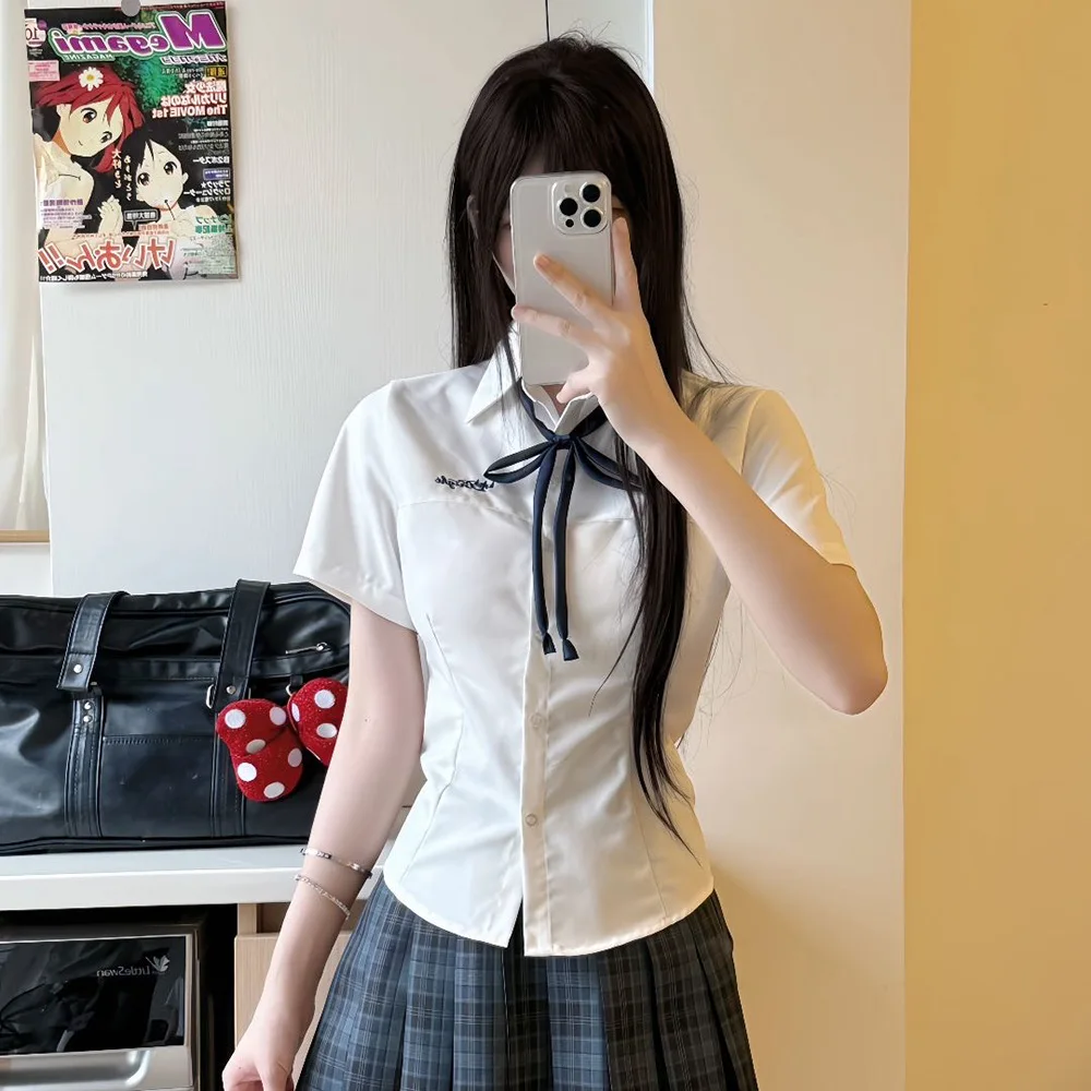 Kemeja Seragam Sekolah JK Serbaguna Warna Putih Susu Gaya Akademi Jepang, Atasan Pelajar Wanita Musim Panas untuk Pakaian Kasual Harian di Kampus.