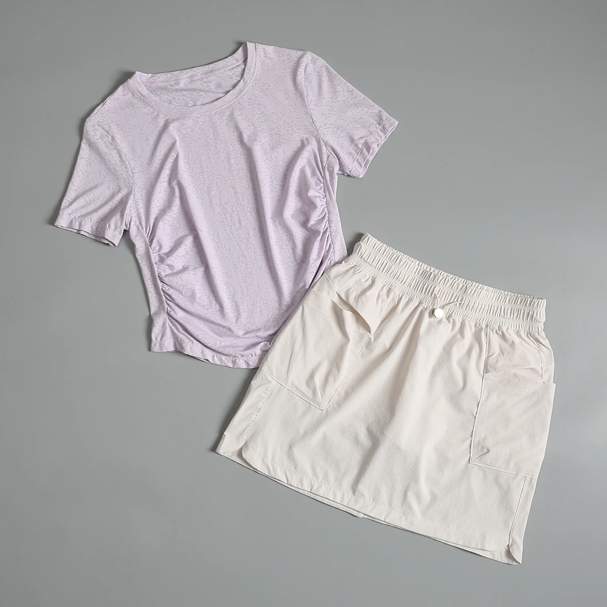 

Sports suit for women in summer slim fit and slim quick-drying yoga short sleeve short skirt internet celebrity fashionable