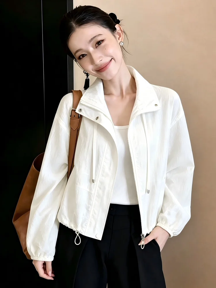 Yellow Goose Short Lightweight Casual Sun Protection Jacket for Small Stature Commuter Style Loose Fit Zipper Closure