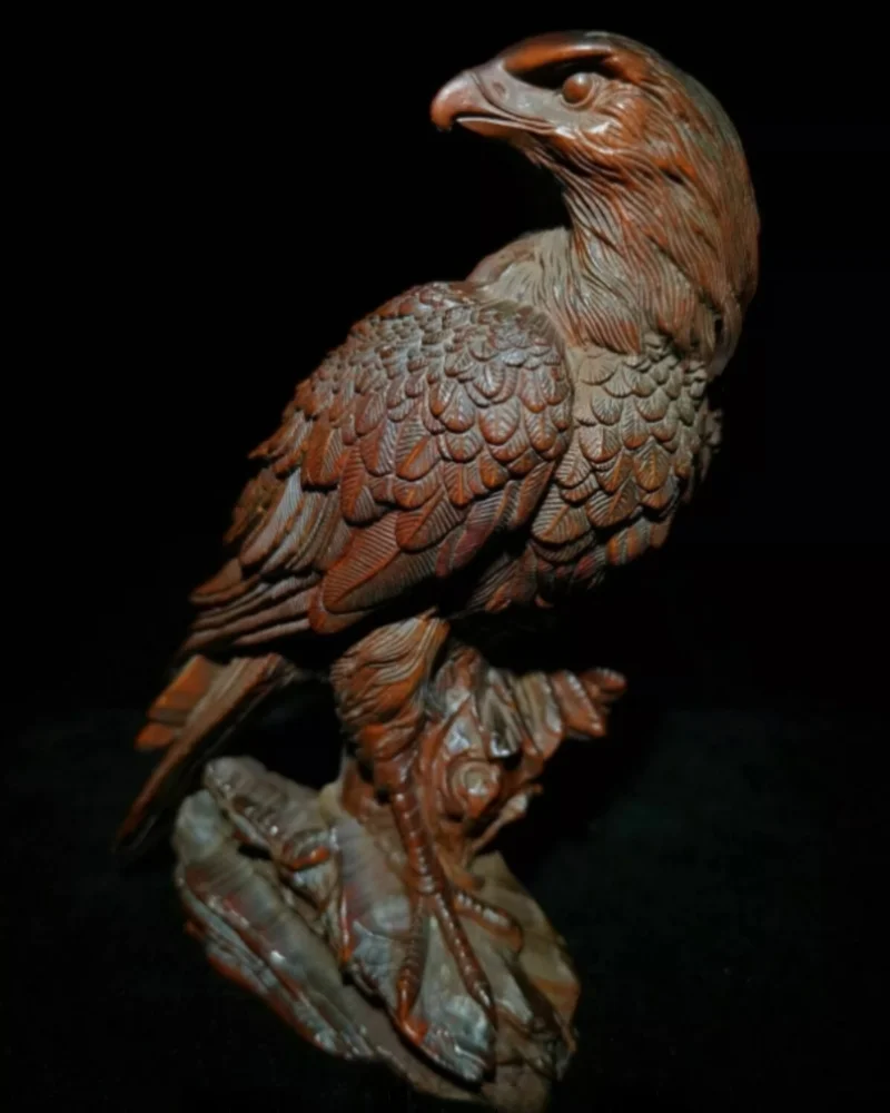 

collectable old Japanese boxwood hand carved eagle Figure statue netsuke gift