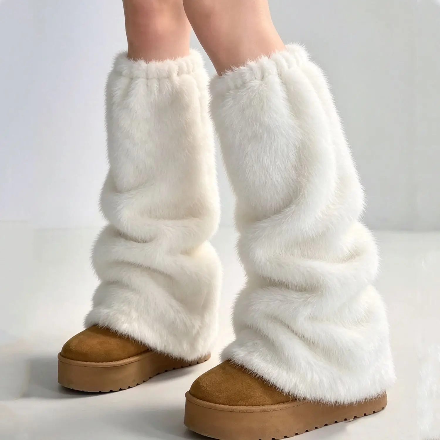 Winter Faux Fur Leg Warmers Women Deer Spotted Fluffy Boot Cuffs Y2K Aesthetic Warm Plush Leg Socks view 3