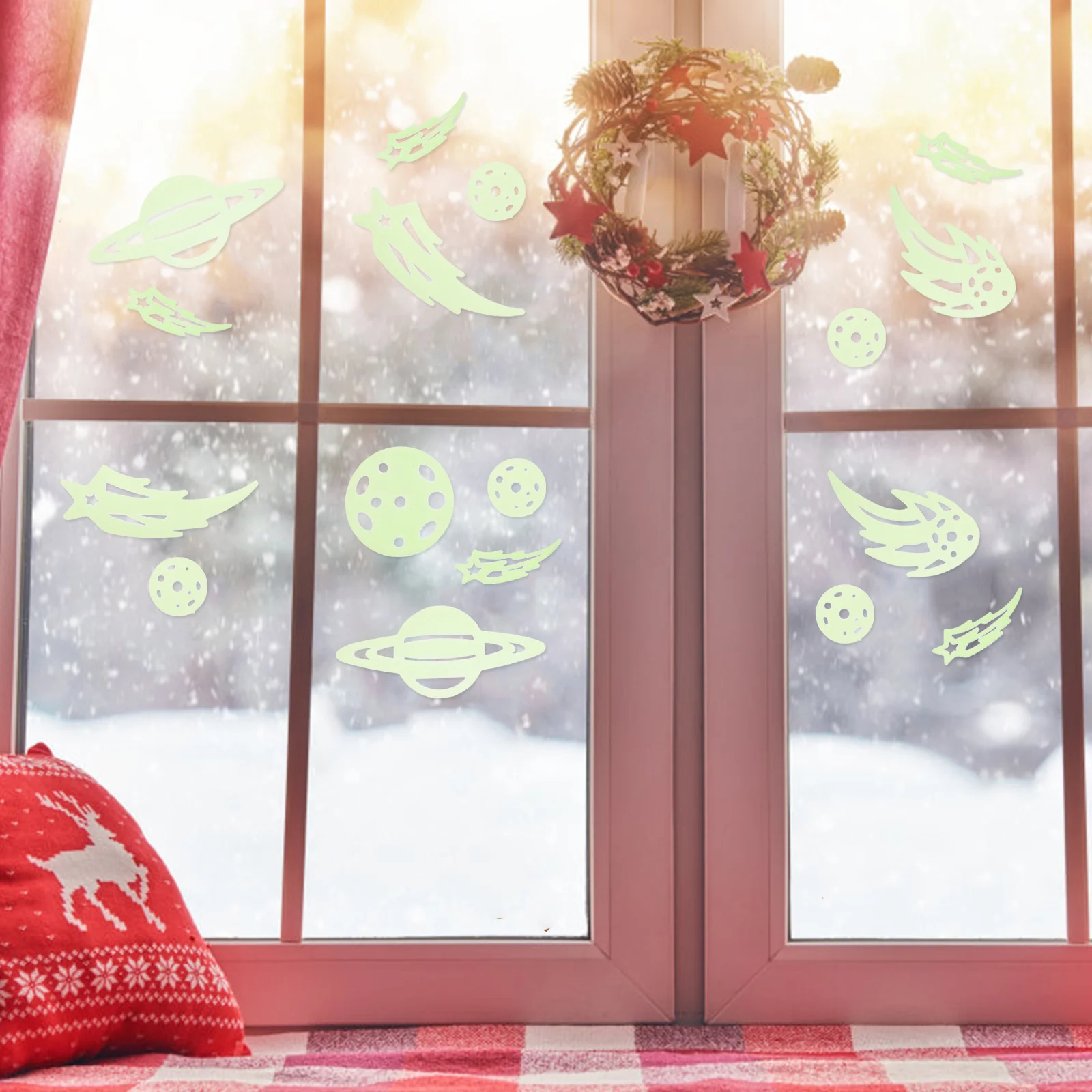 

40Pcs Star Luminous Stickers Meteor Shape Glowing Wall Decals for Room Bedroom Decor Glow in The Dark Plastic Adhesive