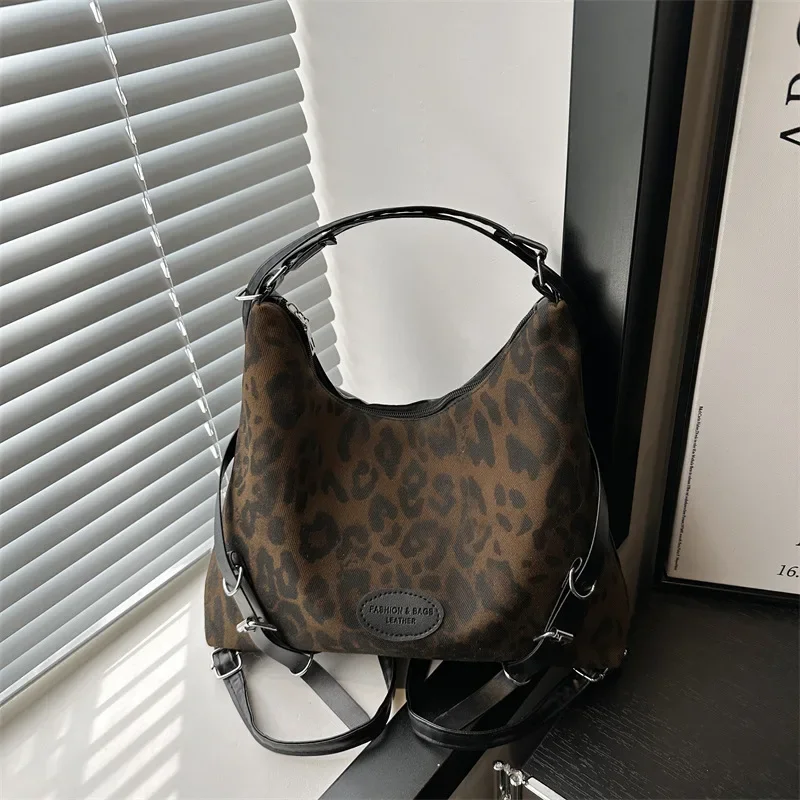 Mochila Popular de gran capacidad con estampado de leopardo para mujer, bandolera de moda, bolso sencillo de hombro informal, otoño 2024