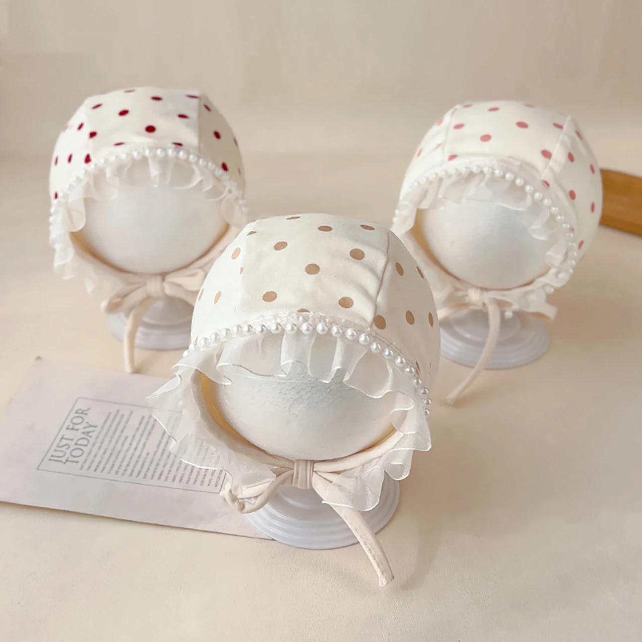 

Pearl Lace Ruffle Palace Hat Baby Girl Ear Protection Cap Polka Dot Newborn Fetal Hats Princess Headgear Photo Props Kids Beanie