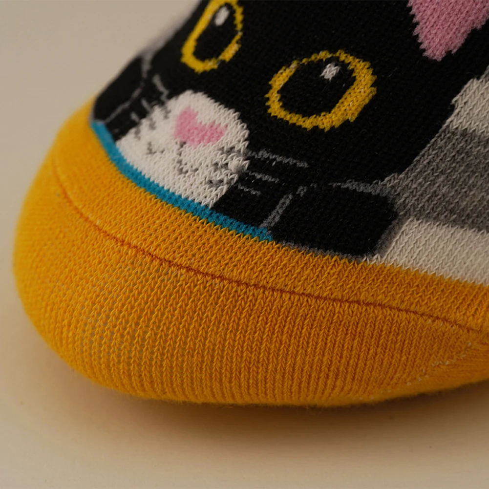 5/10 Pairs Women Socks Animal Pattern Cotton Socks Colorful Funny Sweat Wicking Socks Soft Comfortable Casual Girl Socks image 3