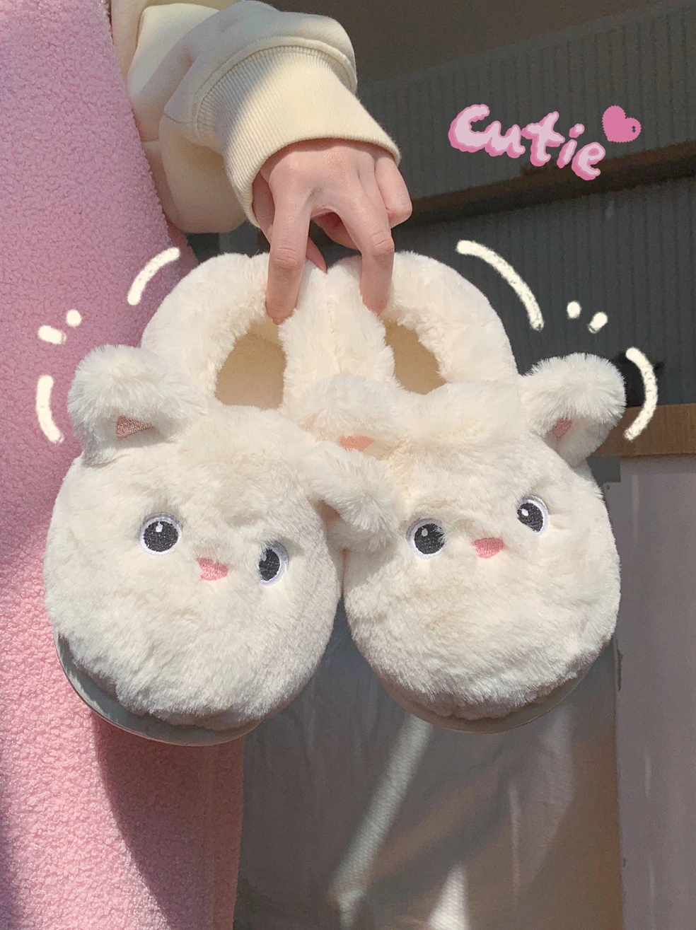 Pink Kitten Plush Home Slippers Women Cute Bear Cat Shoes INS Women's Winter Warmth Household Cotton Slippers Female