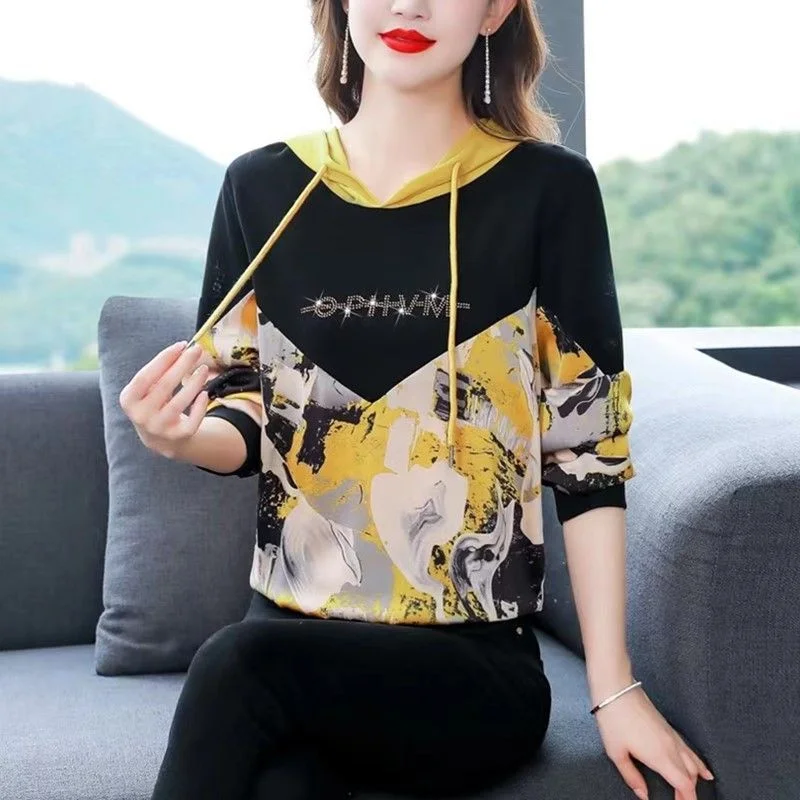 Popular Online Autumn Women Fashion Hoodie with Hot Diamond Splice Western Printed Loose Contrast Color Long Sleeve Sweatershirt