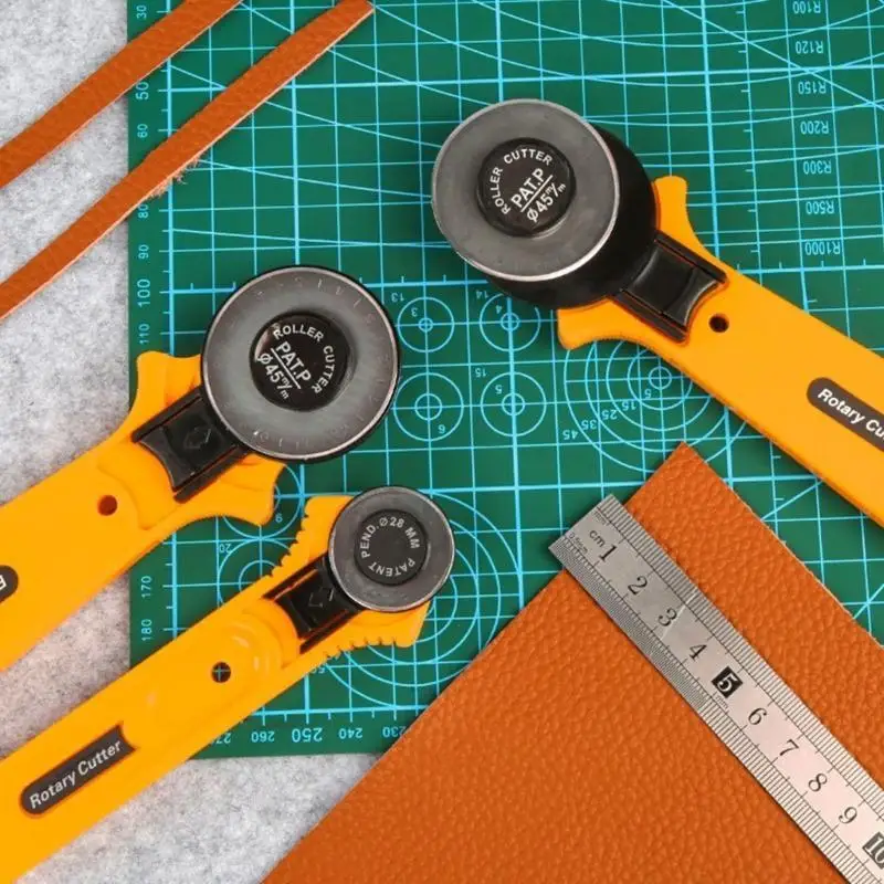 R66A 28mm Patchwork Roller Wheel Round Knife Cloth Leather Cutting Knife Craft Tools