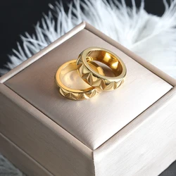 ZMfashion 5mm 7mm Couple Marriage Rings Korean Simple Triangular Arc Bread Ring Gold-plated Stainless Steel Jewelry Accessories