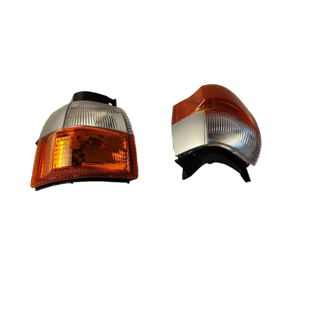 

Подходит для Nissan ATLAS 1990-1994 CABSTR 1993, пара передних угловых фонарей